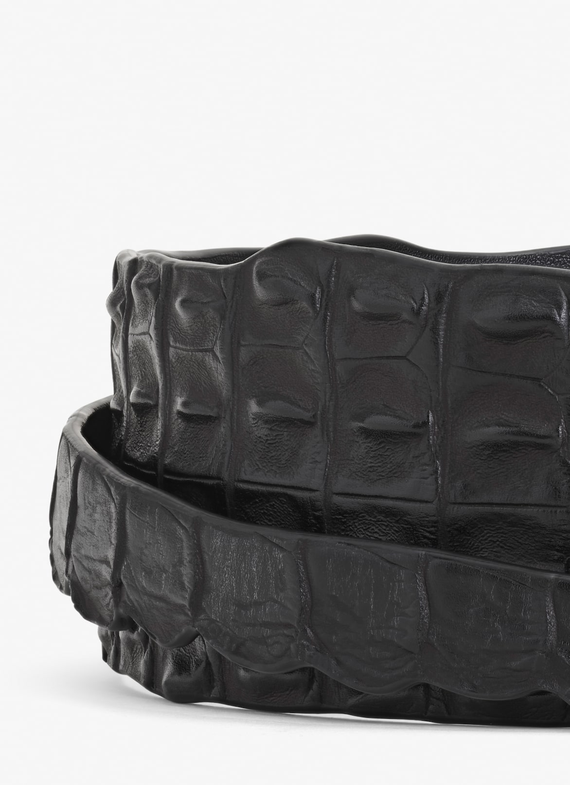 CROCO EMBOSSED BELT IN CALFSKIN ALAÏA BLACK CROCO EMBOSSED BELT IN CALFSKIN